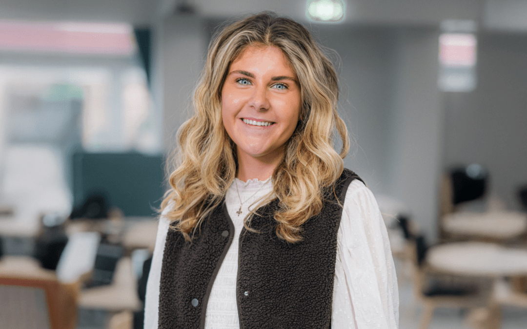 Möt Selma! Ny lärare i samhällskunskap 